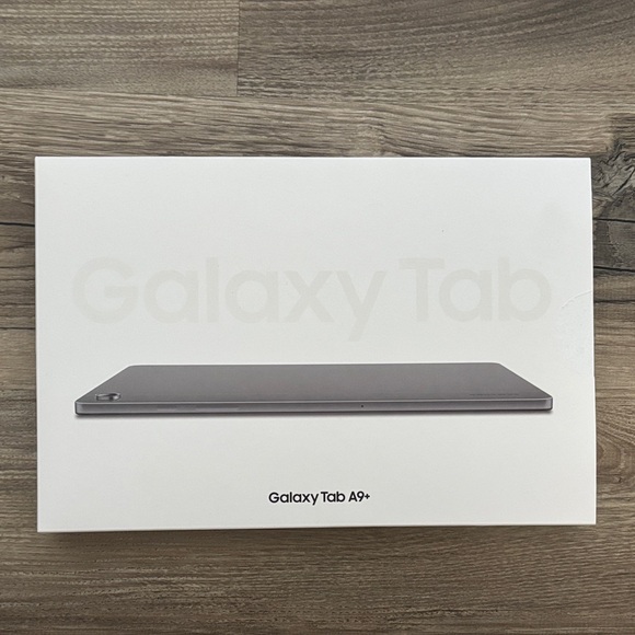 Samsung Other - samsung galaxy tab A9+ in silver